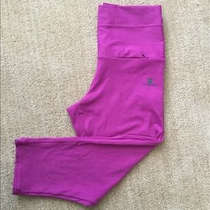 Pinkish purple Capri legging